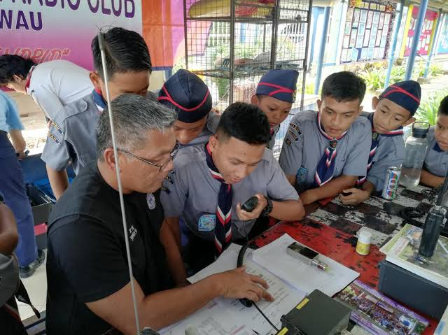 Jambore Udara Digital: Inovasi Penyiaran Radio Komunitas Pramuka